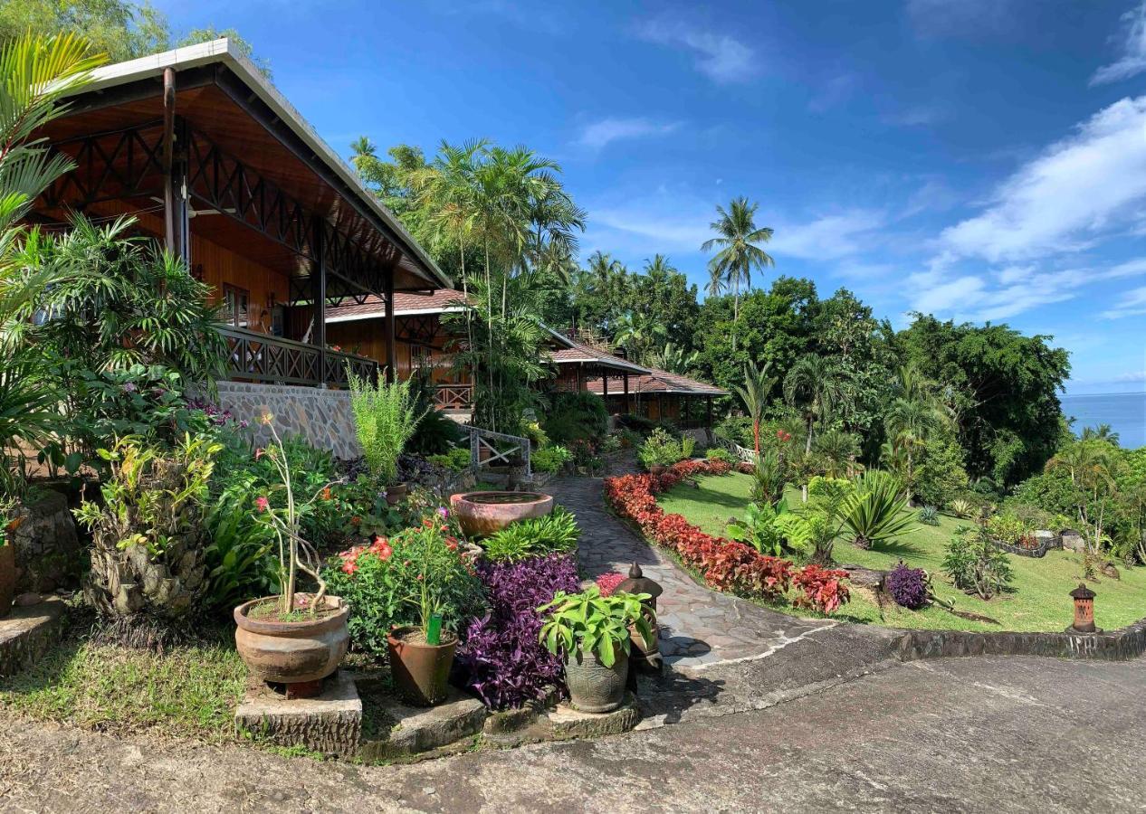 Lumbalumba Resort - Manado Exterior foto