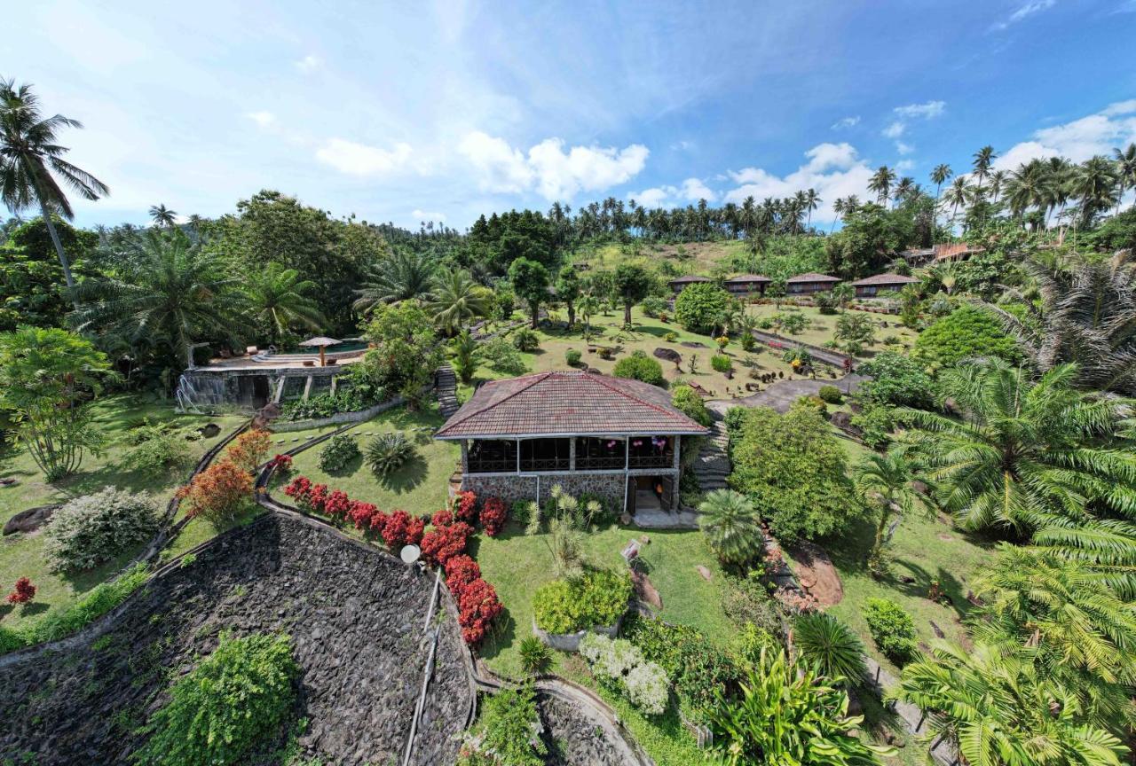 Lumbalumba Resort - Manado Exterior foto